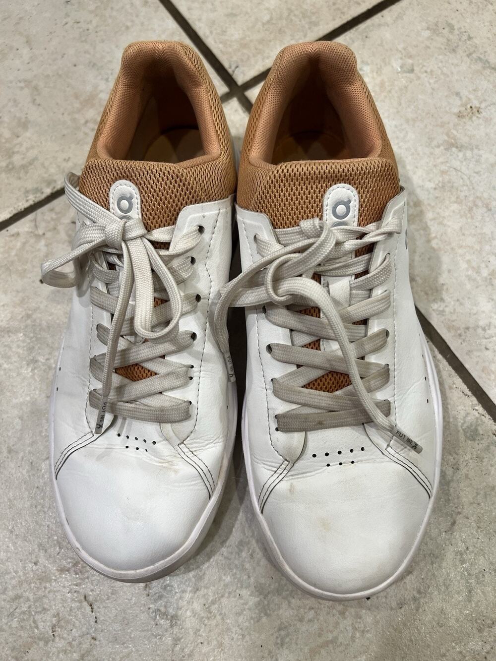 On Cloud On The Roger Advantage White Lace Up Sneakers Leather Sz 8.5